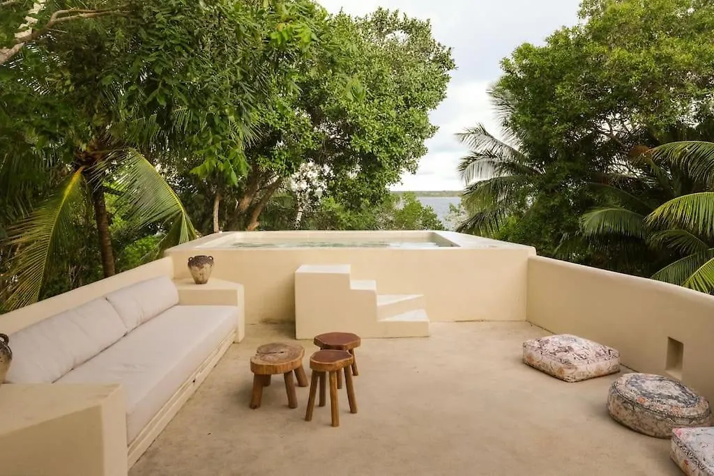 Onze Bacalar Sanctuary Villa
