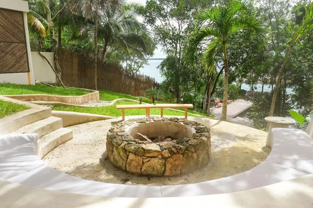Onze Bacalar Sanctuary Villa 0*,